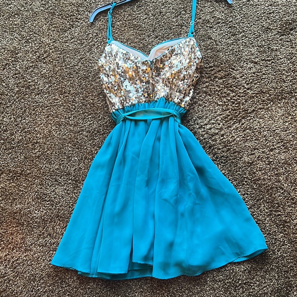 Adorable. HOCO. Graduation. Party. Summer. Fashionable. Flirty. Dress, sequins - Picture 2 of 5